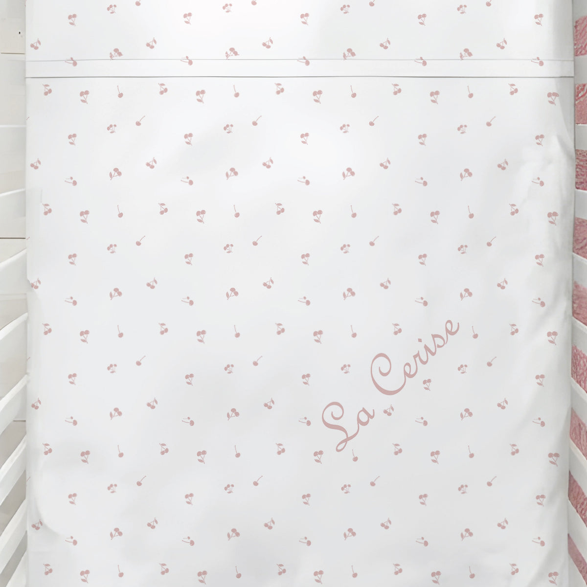 La Cerise Crib Set