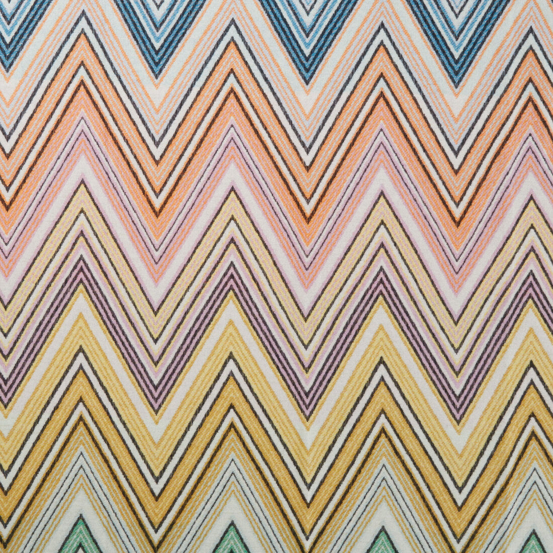 Plume Plaid Blanket with Fringes