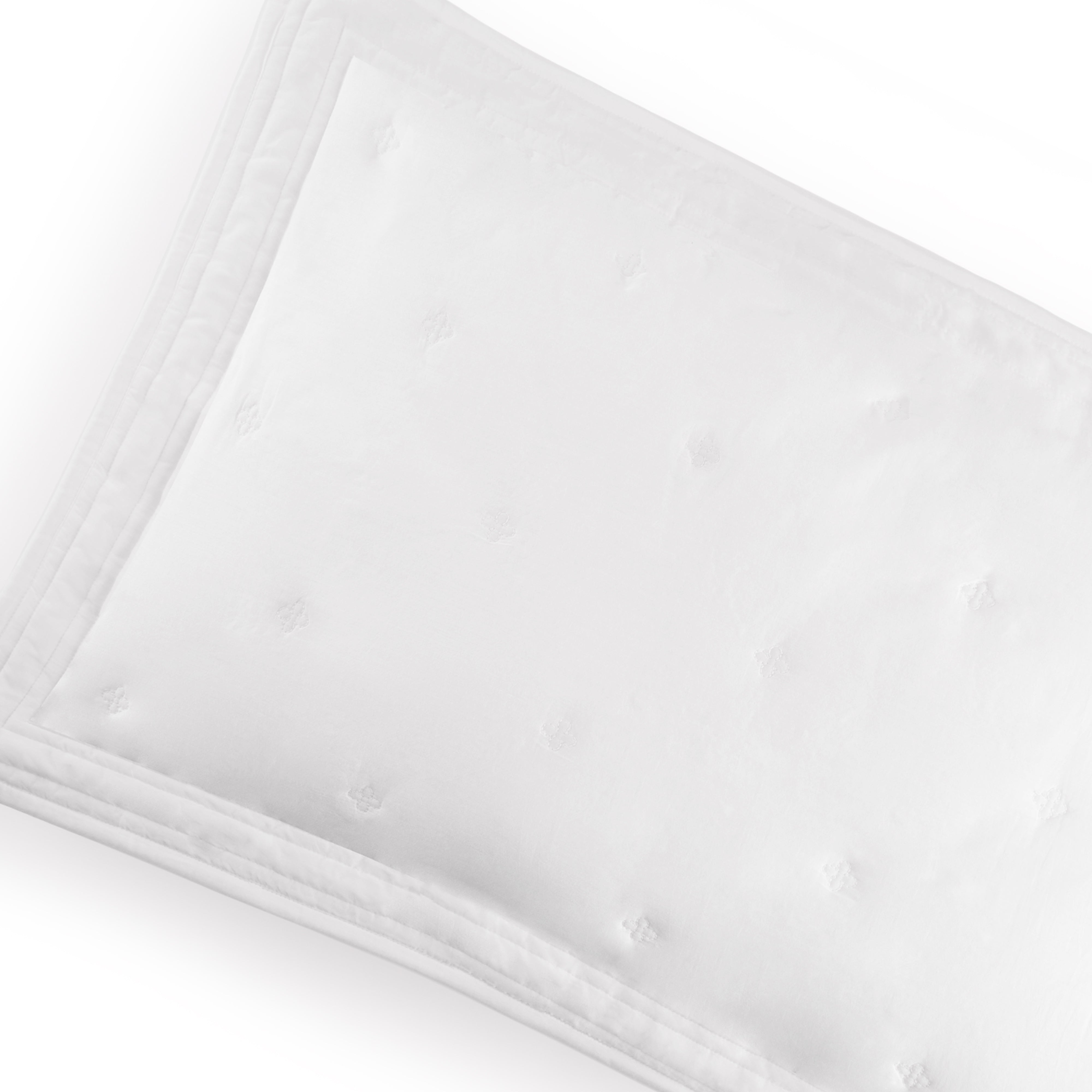 Tufted Quilt Pillow Sham