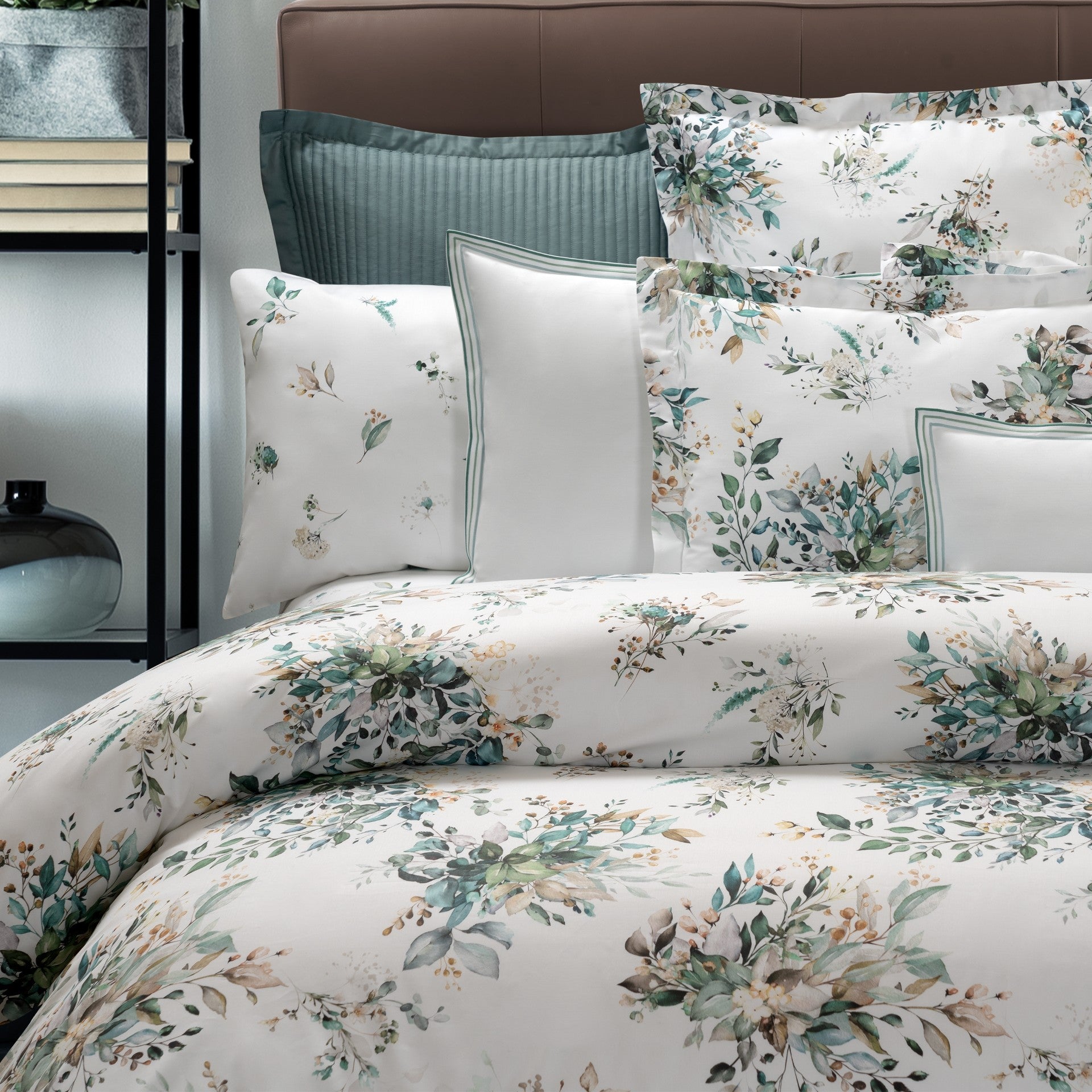 Verdiana 4 Piece Bedding Set