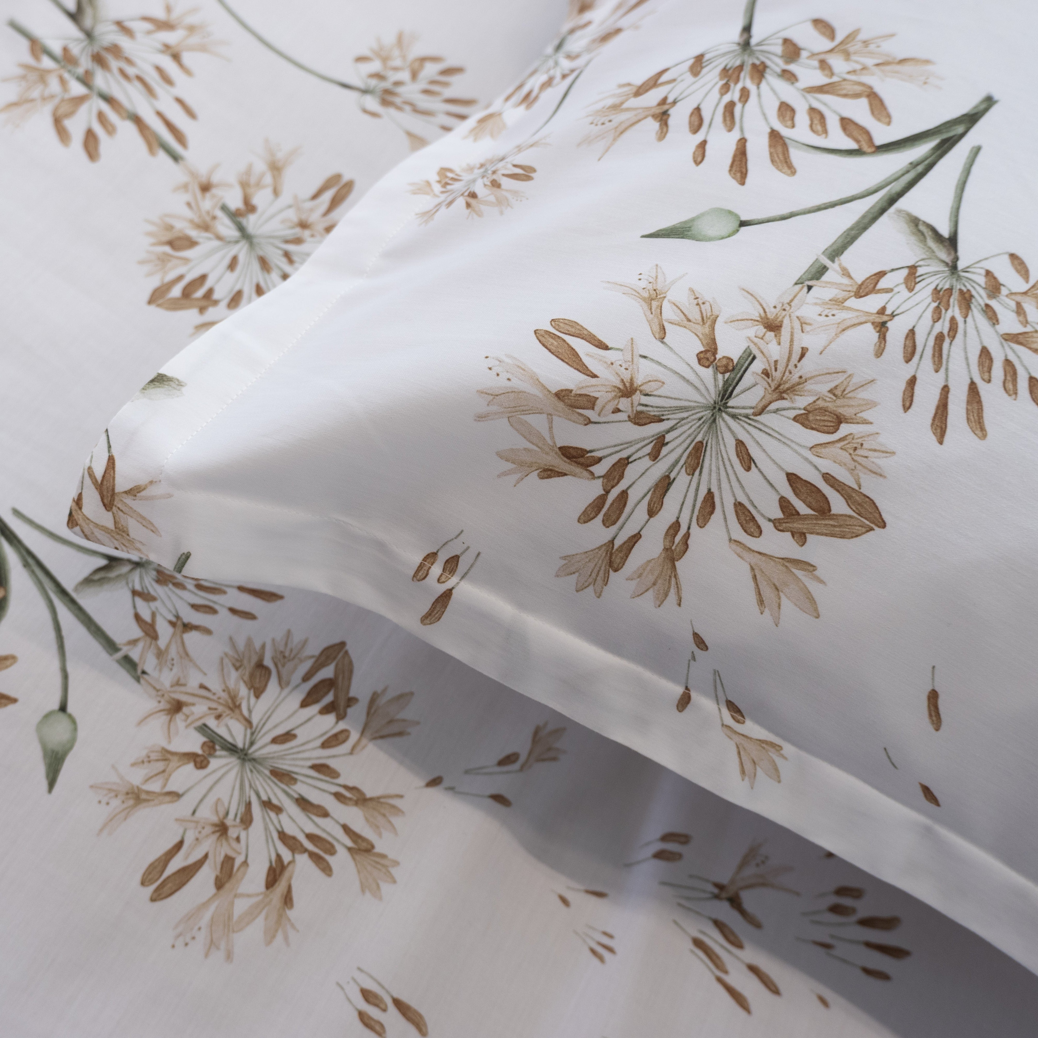 Agatha 4 Piece Bedding Set