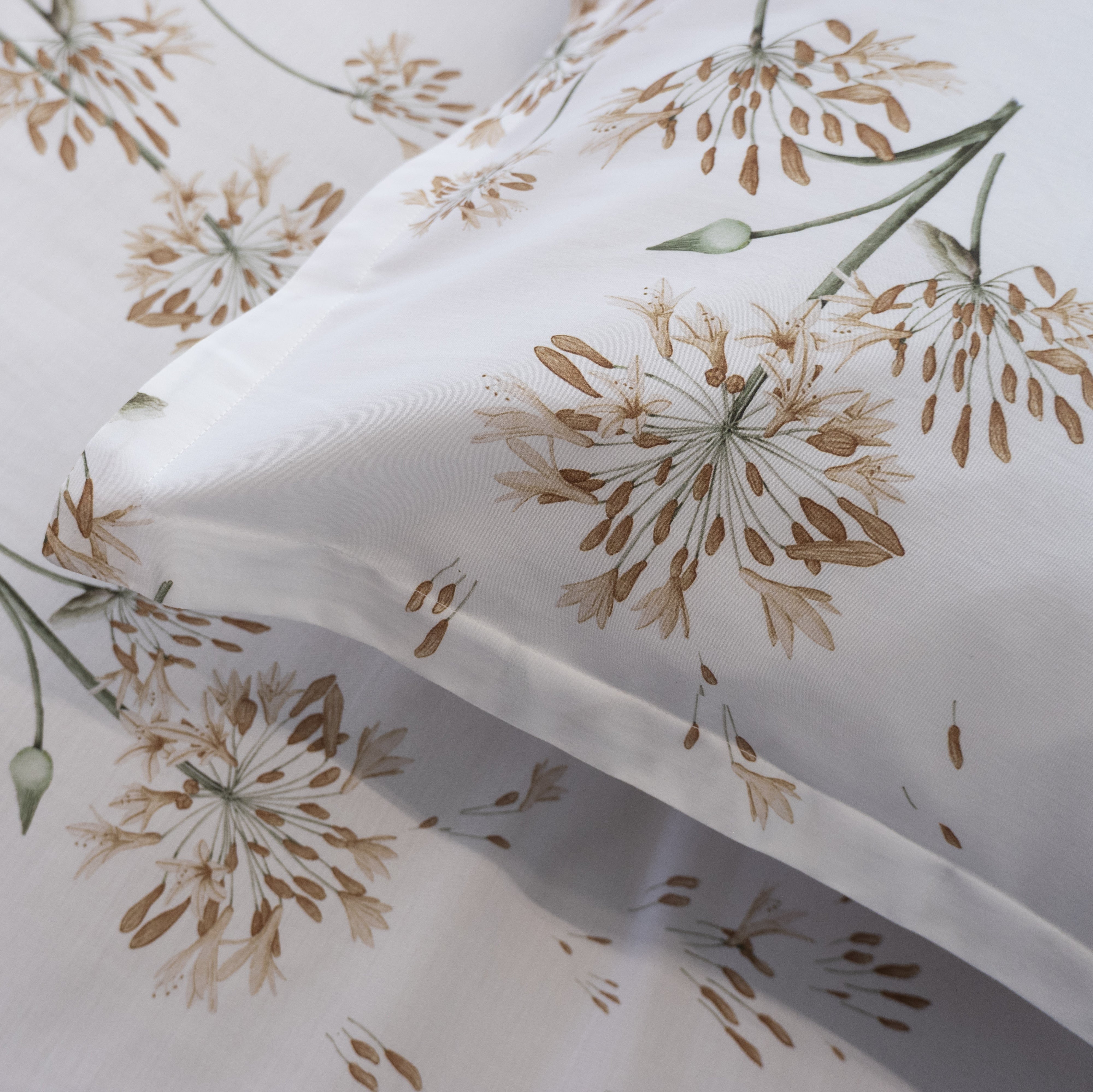 Agata 4 Piece Bedding Set