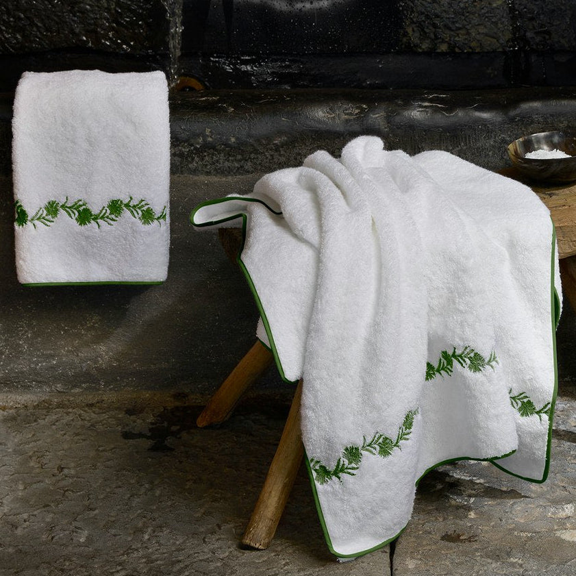 Daphne Towels