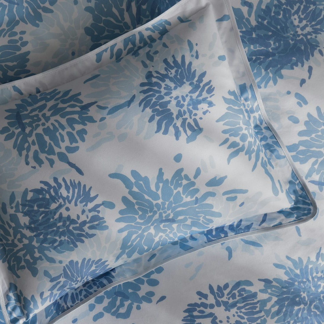 Chrysanthemum 4 Piece Bedding Set