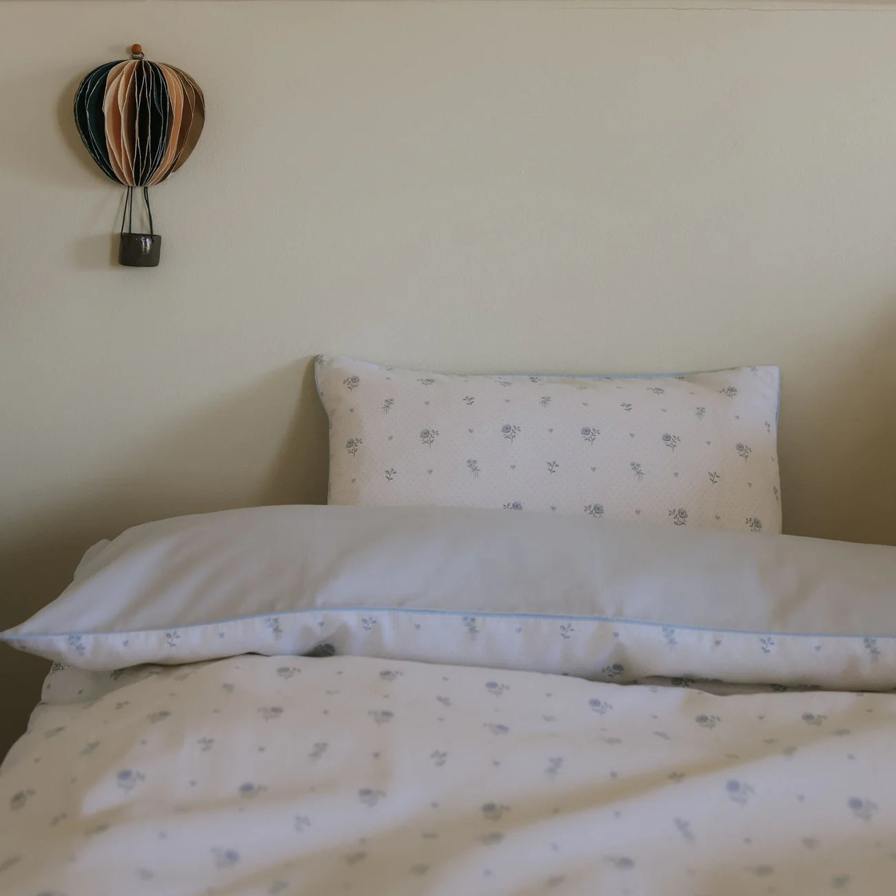 Ditsy Floral 3 Piece Bedding Set