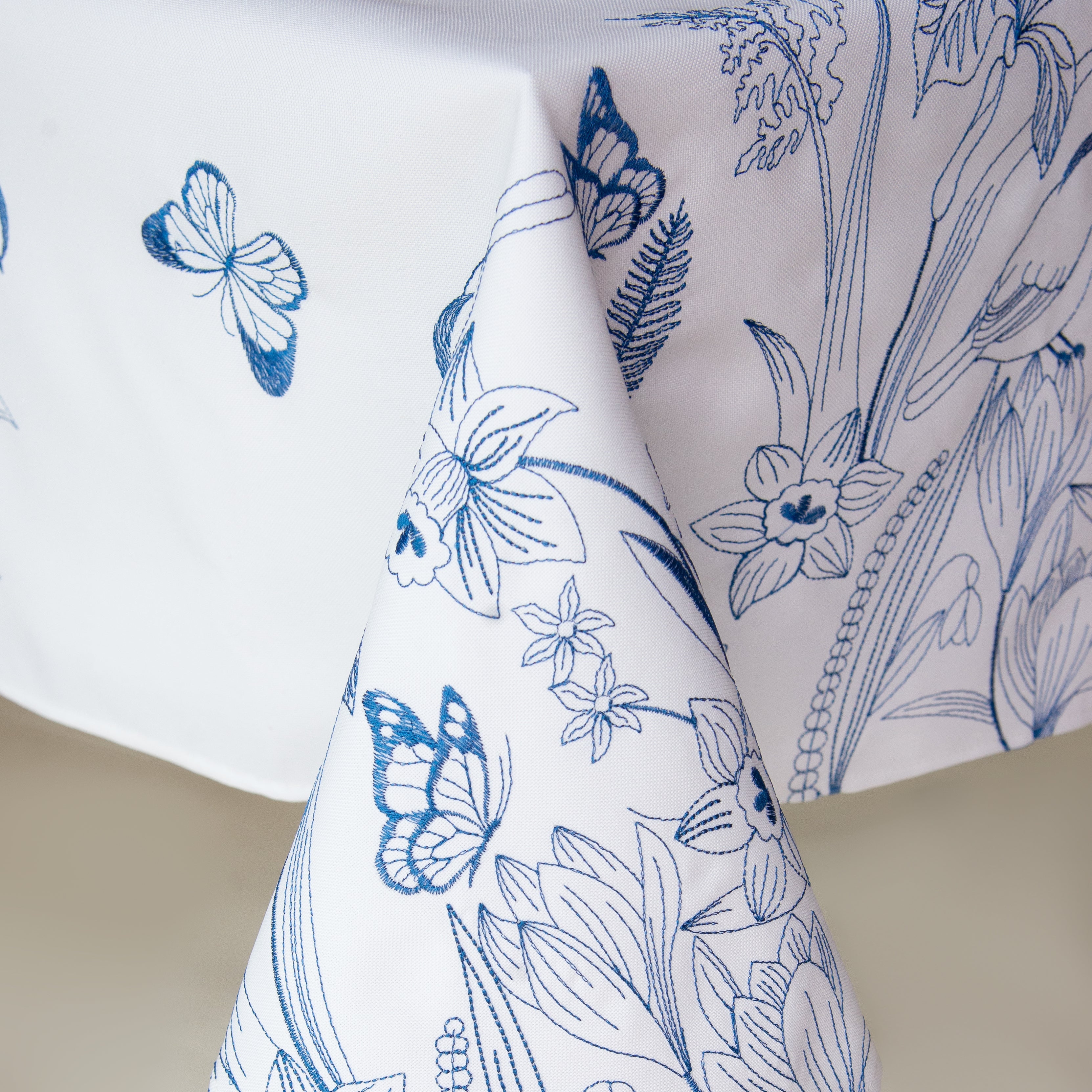 Garden Tablelcloth