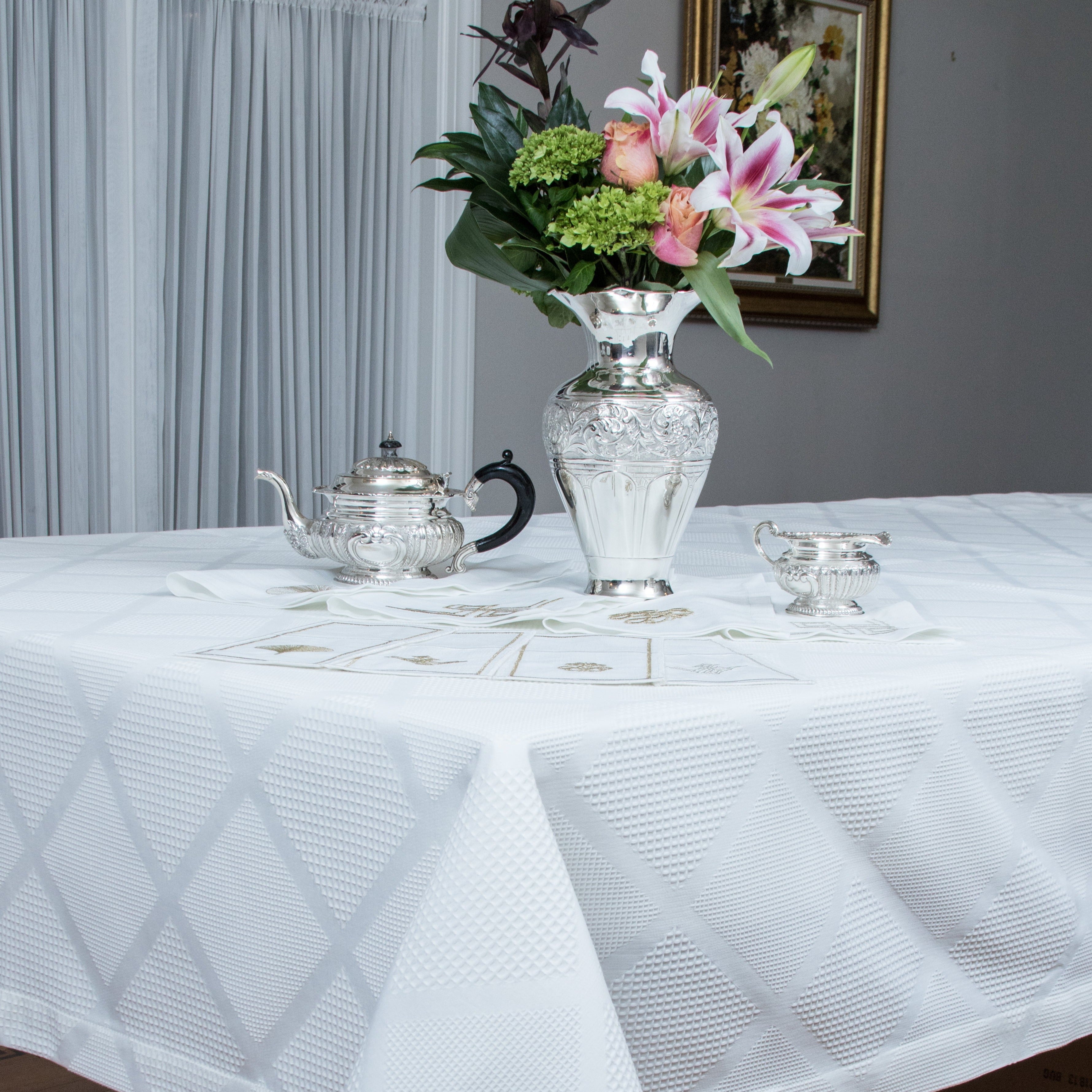 Geometric Waffle Tablecloth