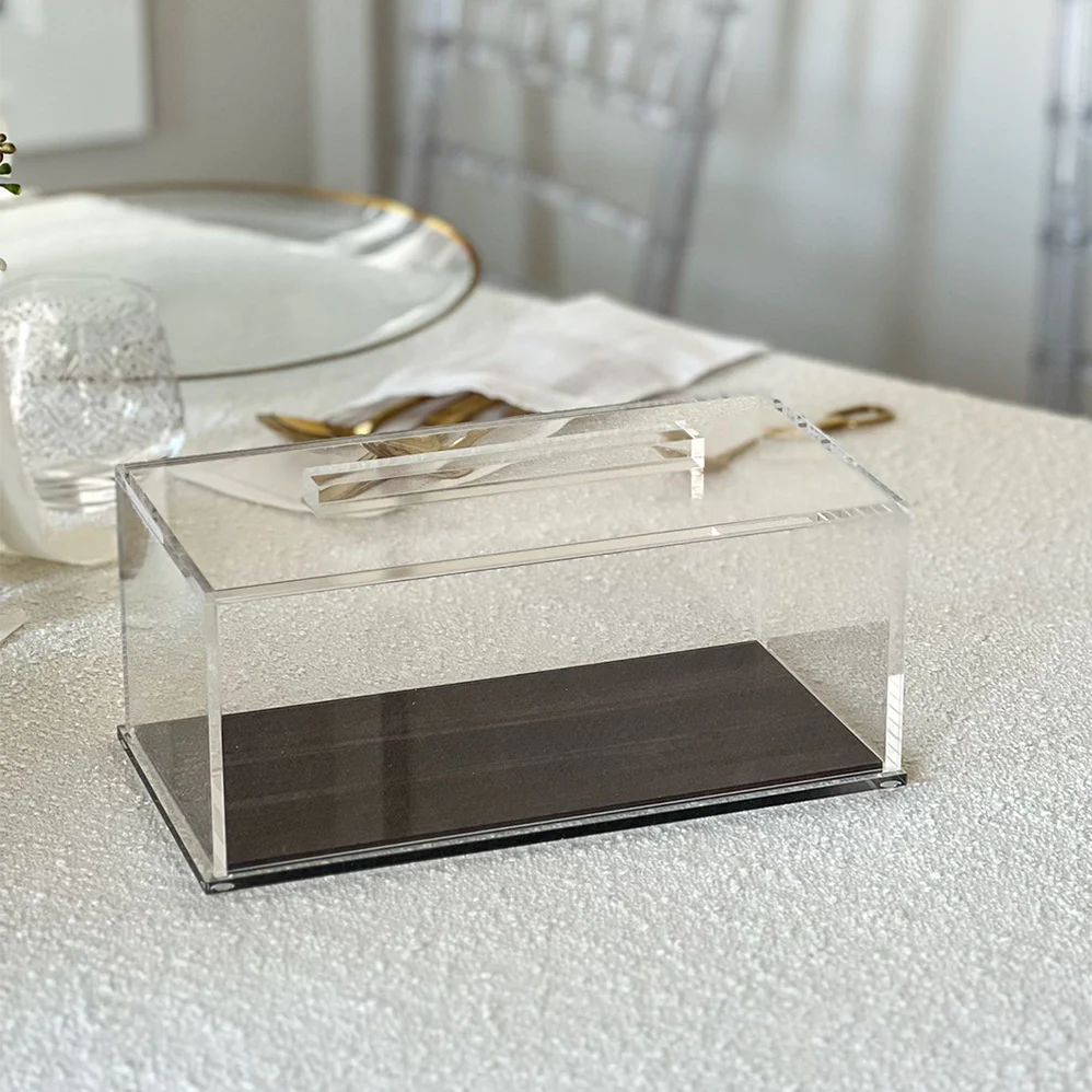 Lucite Wood Look Cake Tray with Lid