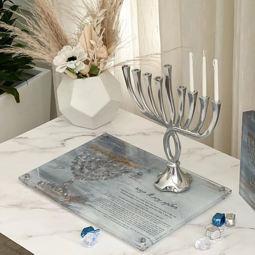 Raised Painted Hadlakos Neiros Shel Chanuka Tray