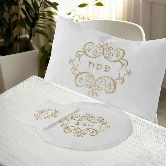 Whisper Weave Filigree Pesach Set