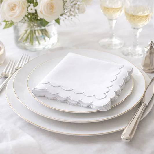 Whisper Weave Scalloped Edge Napkins