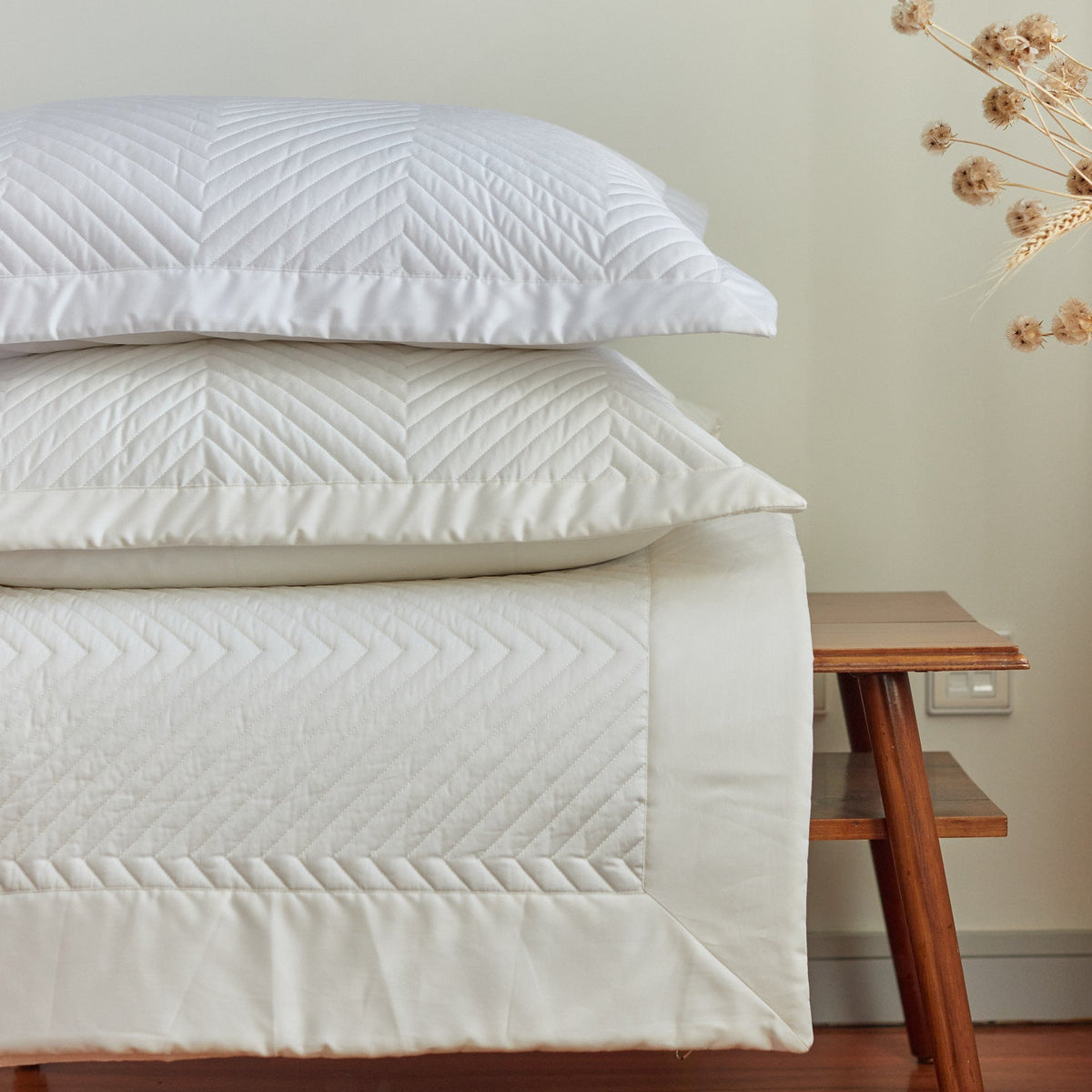 Eloise Quilt and Shams