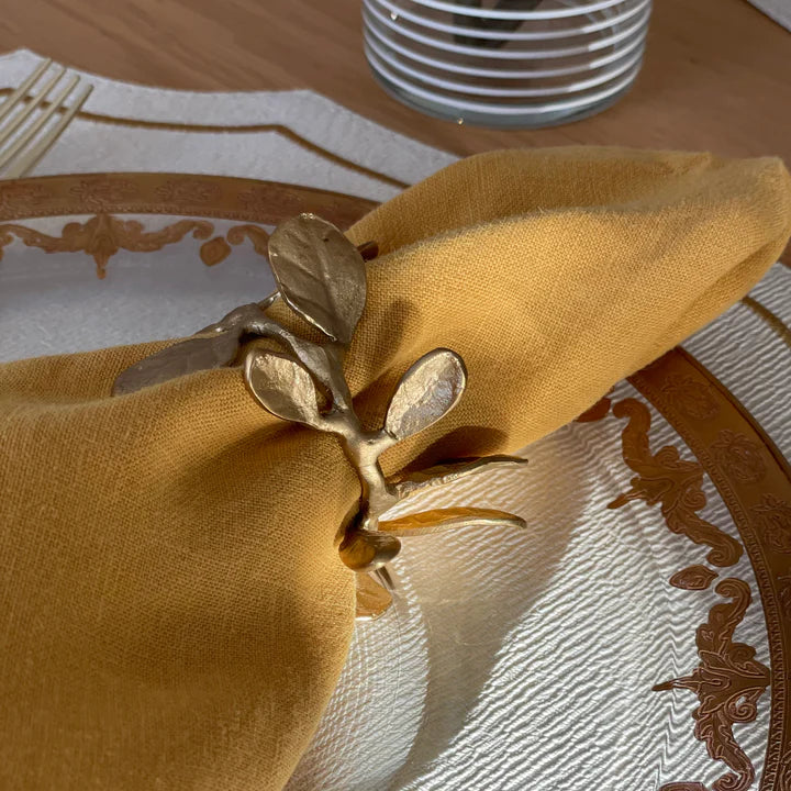 Laurel Crown Napkin Ring