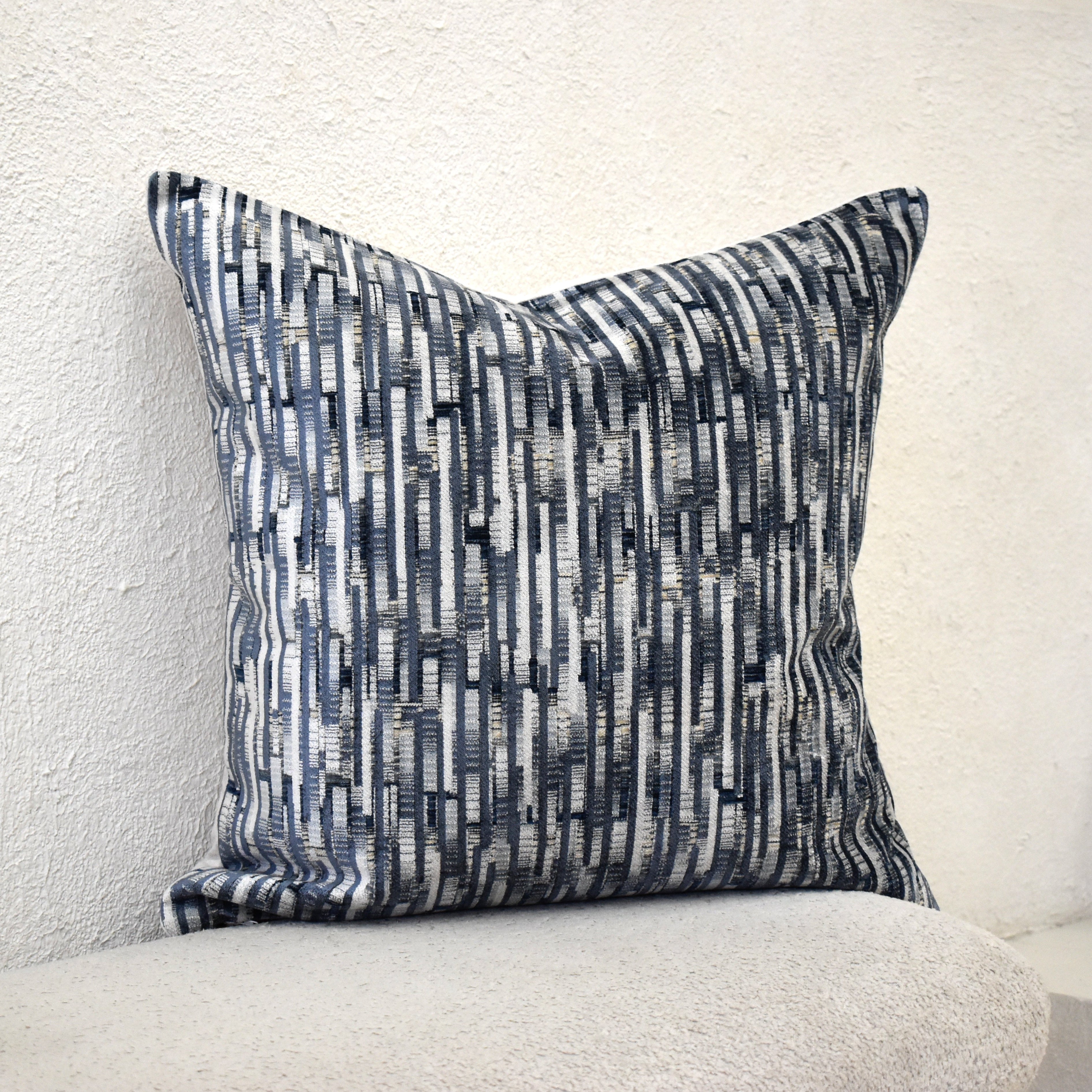 Metric Pillow