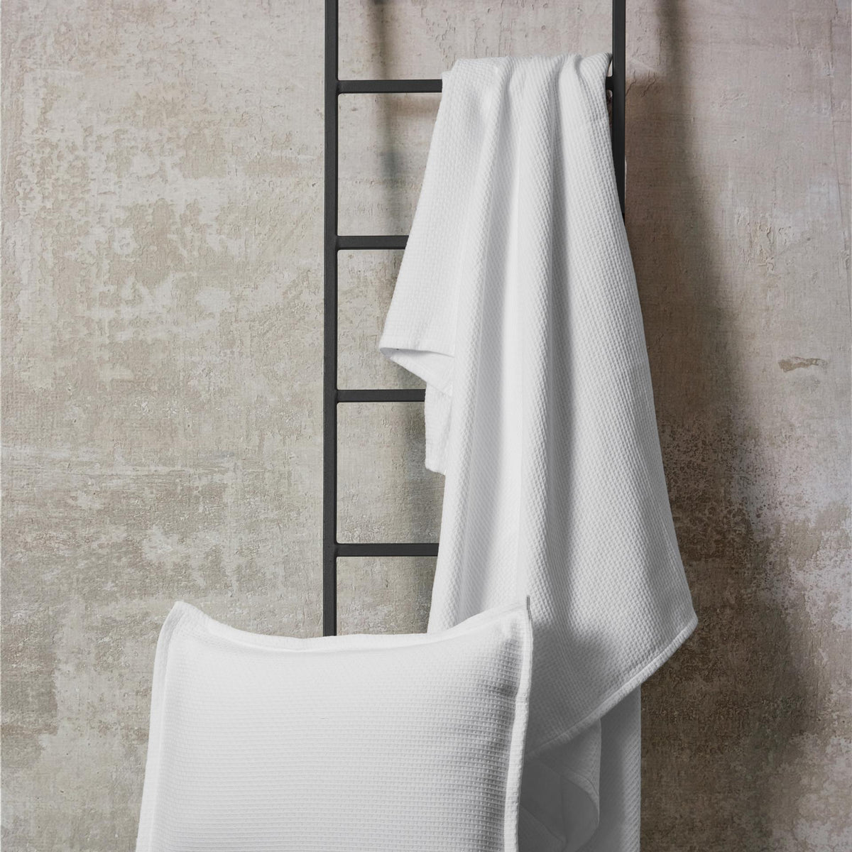 PJ Pique Coverlet and Shams