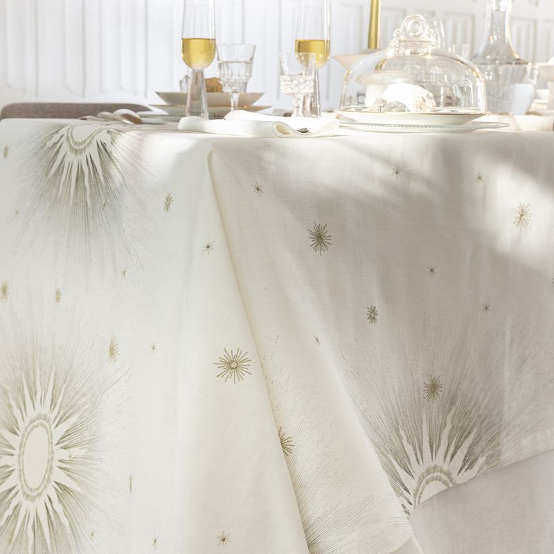 Poussière D’étoile Tablecloth