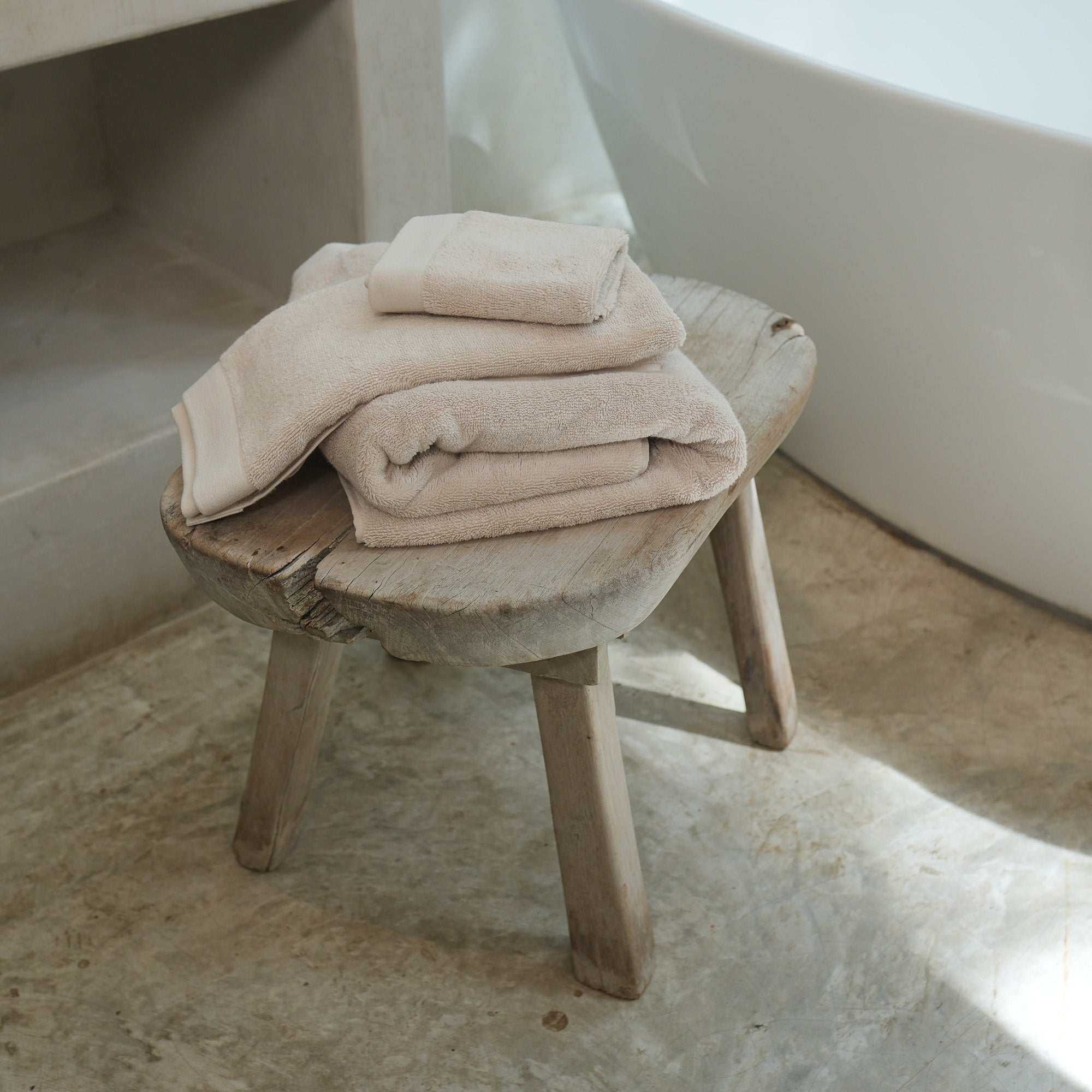Oasis Bath Towels Pair