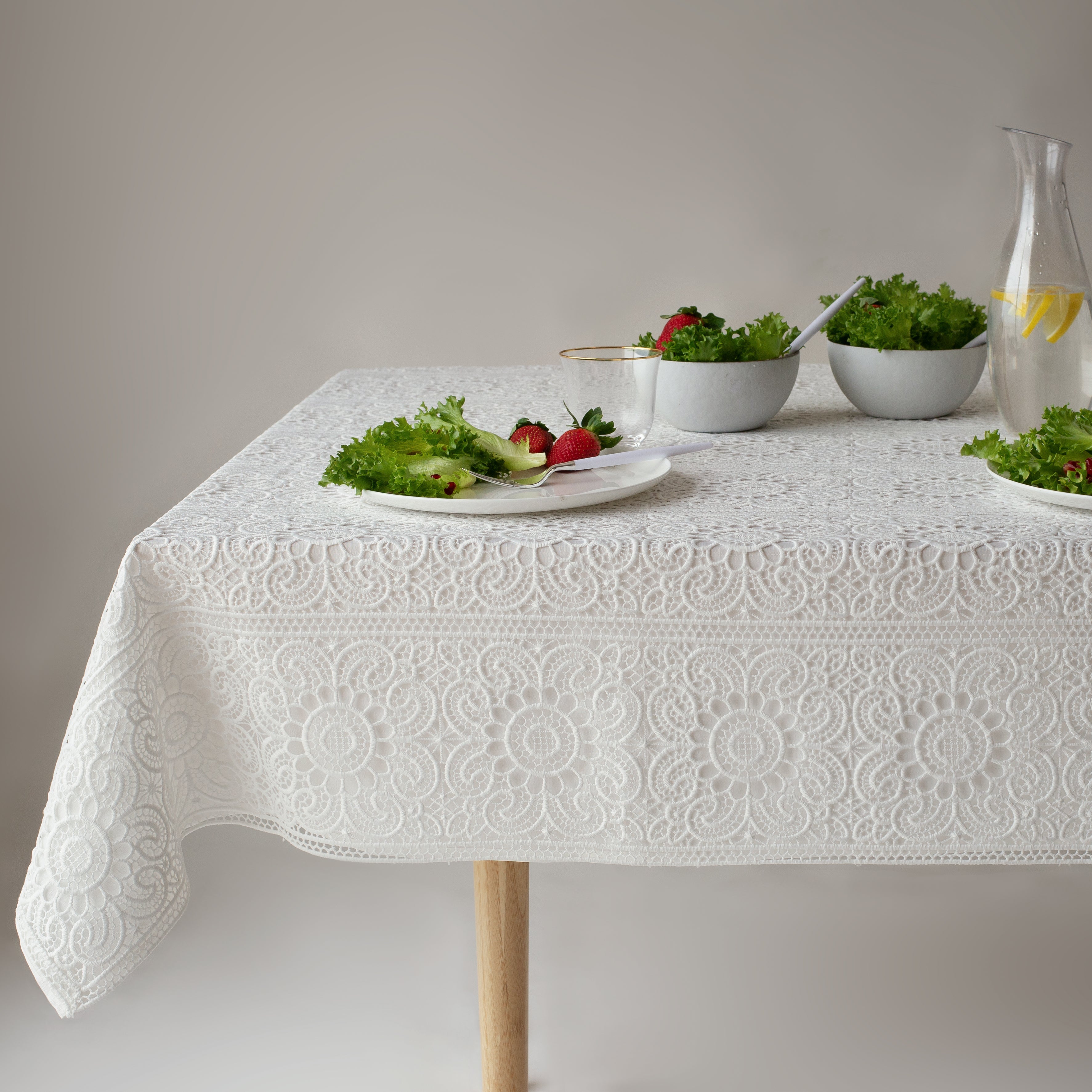 Rosette Tablecloth