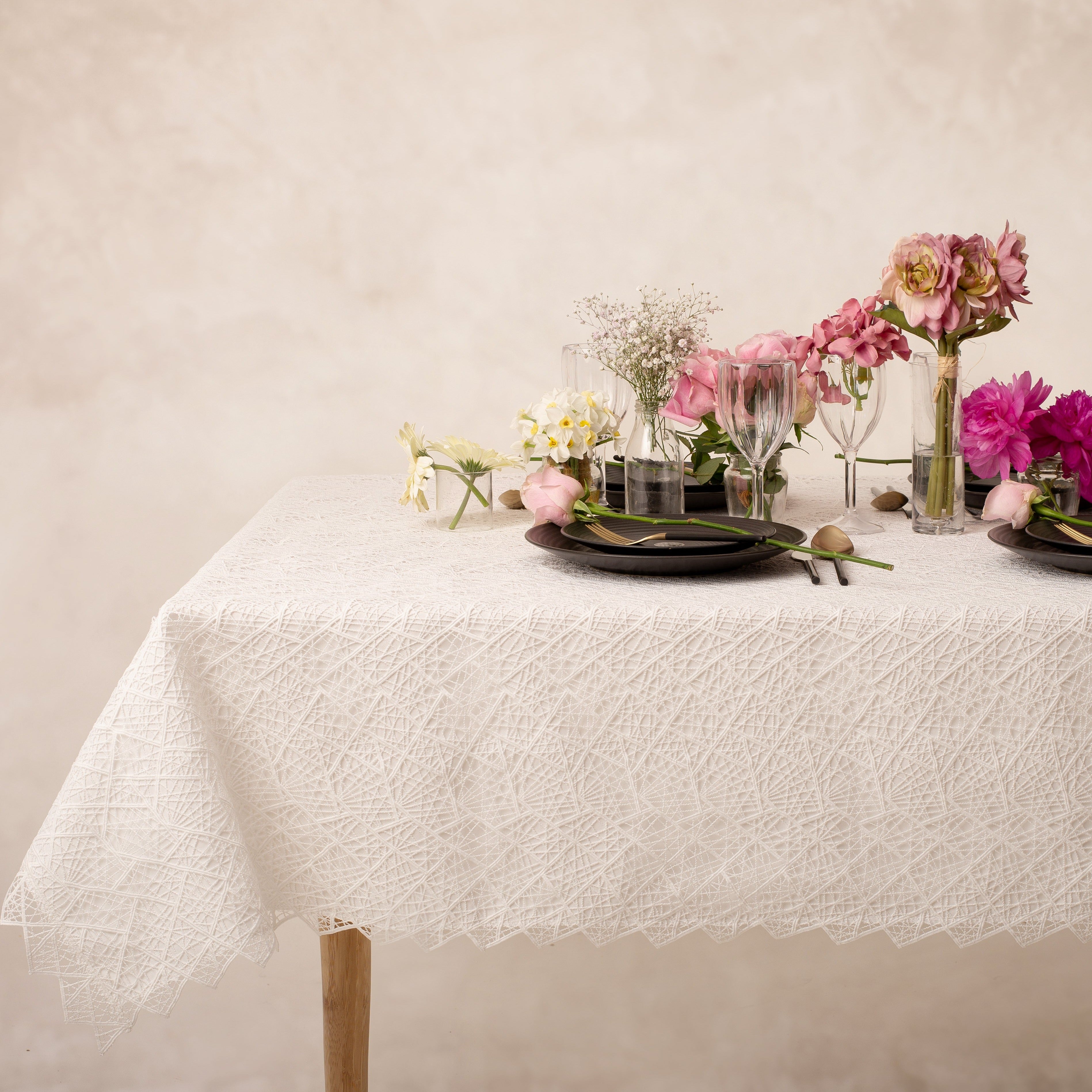 Sherlin Tablecloth