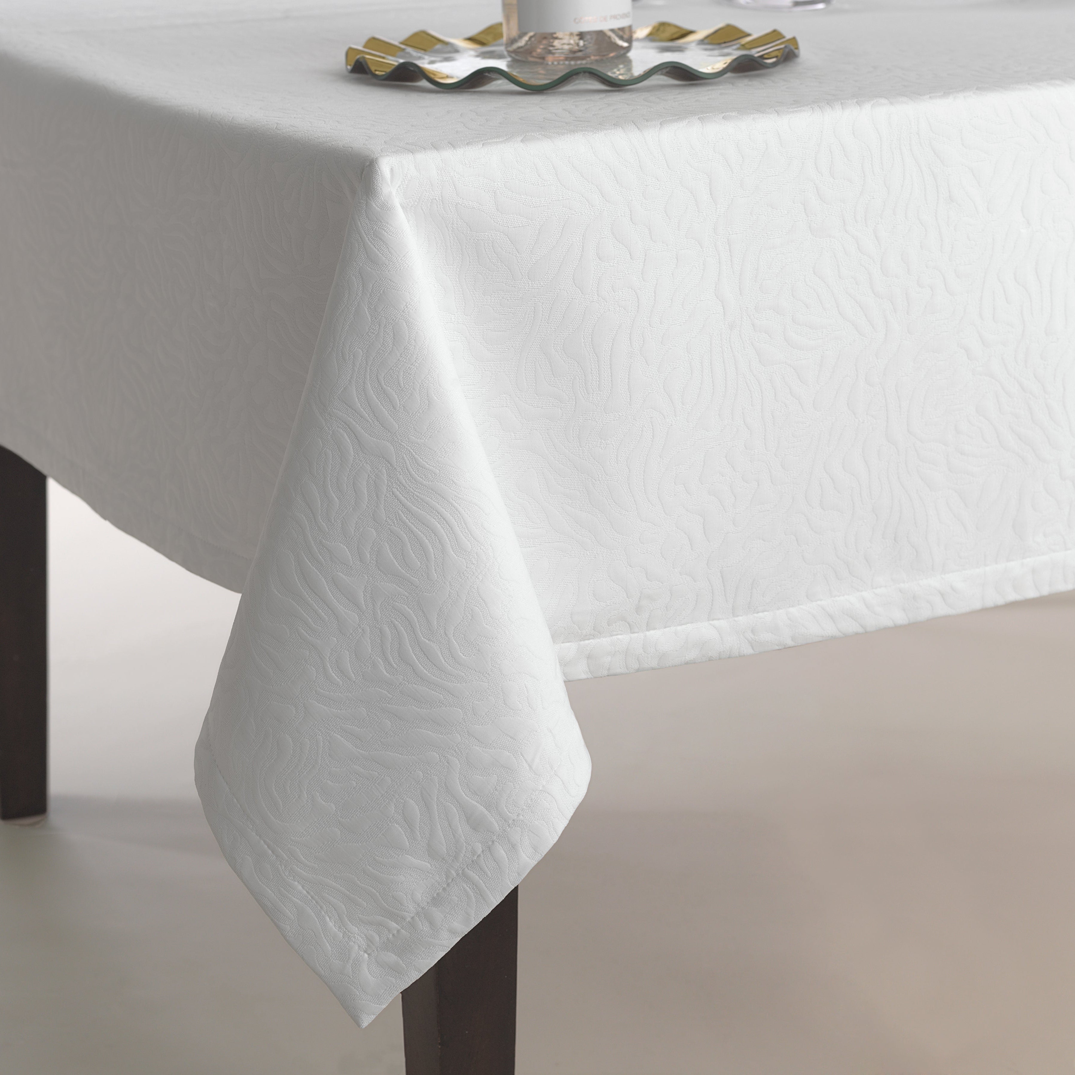 Trend White Tablecloth