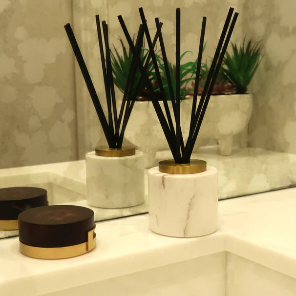 White Marble Reed Diffuser - White Flower Scent