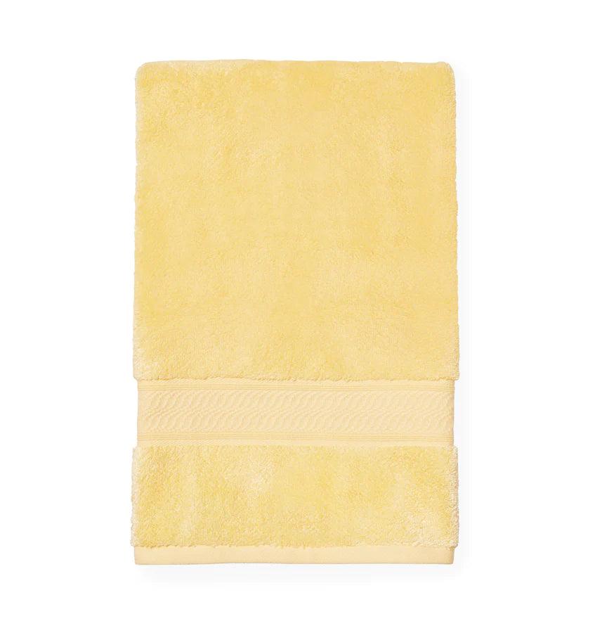 Amira Towel - Elegant Linen