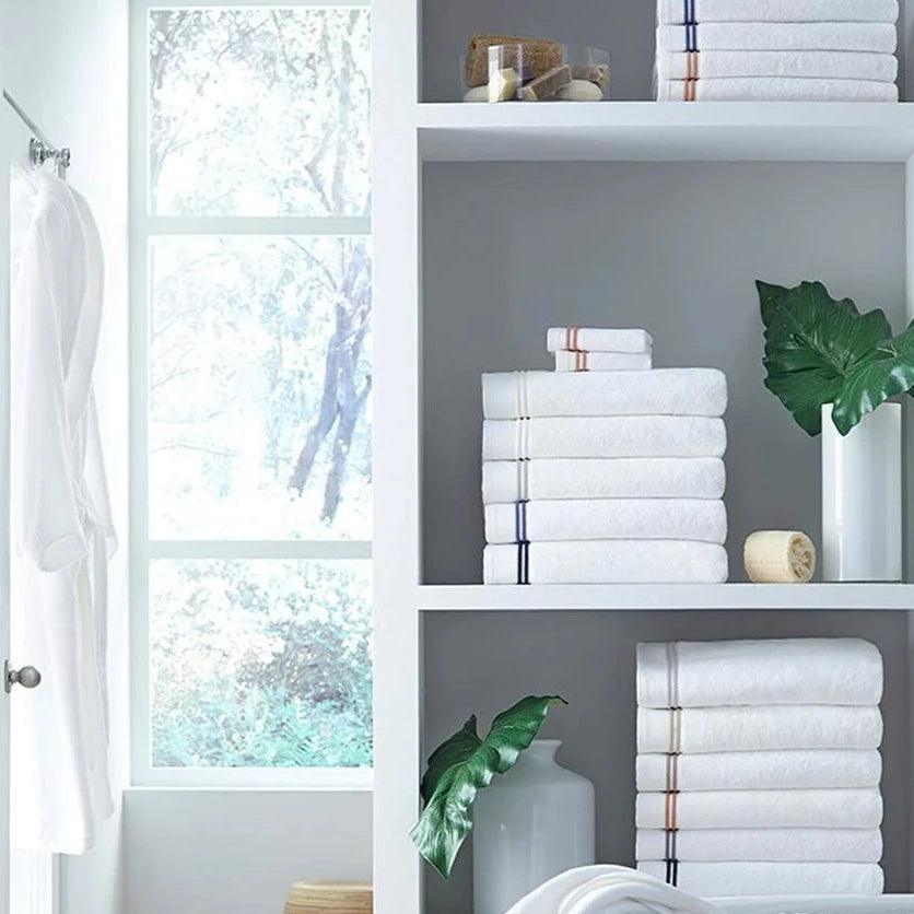 Aura Towel - Elegant Linen