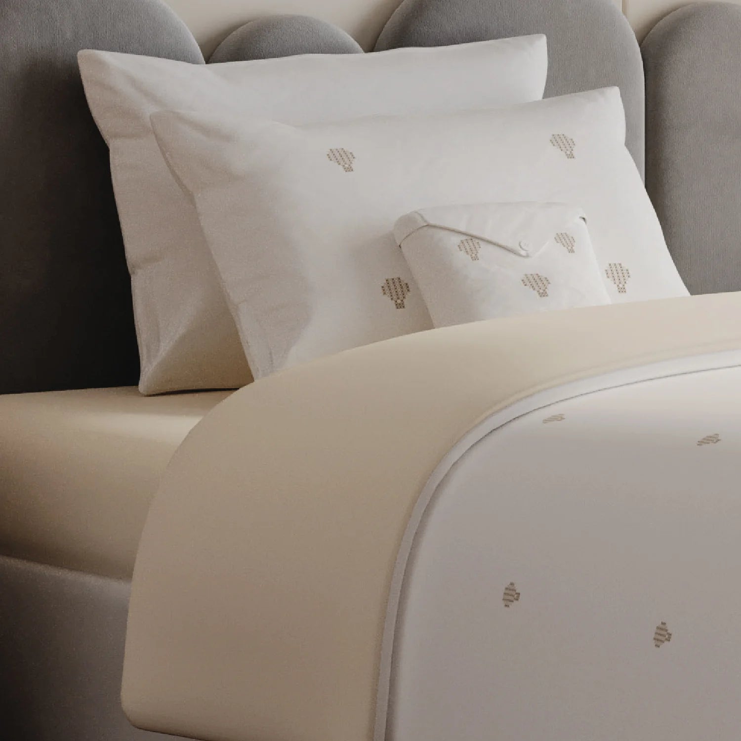 The Ellery 4 Piece Bedding Set