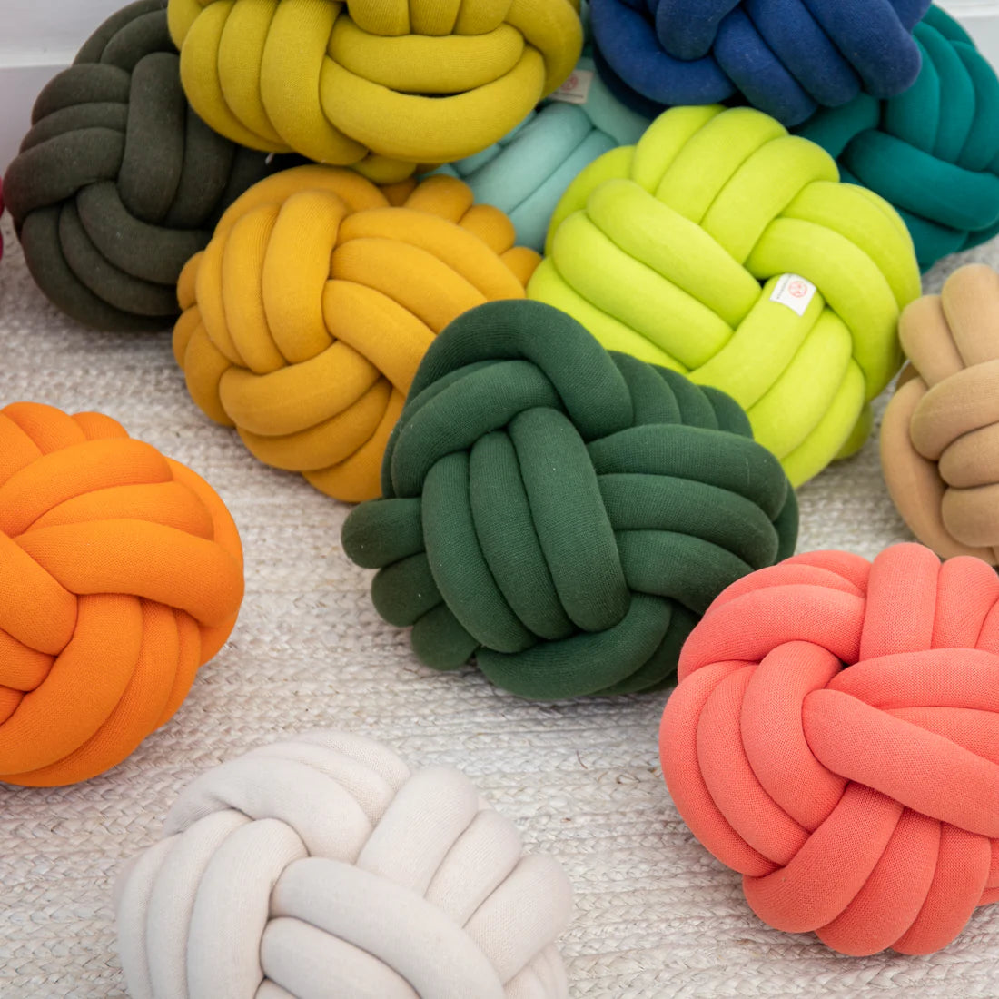 Knot Pillow - Forest Green
