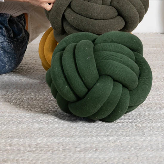 Knot Pillow