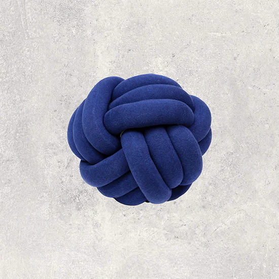 Knot Pillow
