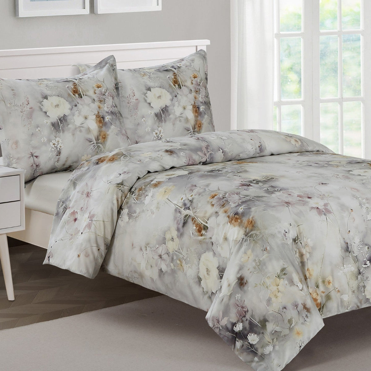 French Peonies 8 Piece Bedding Set