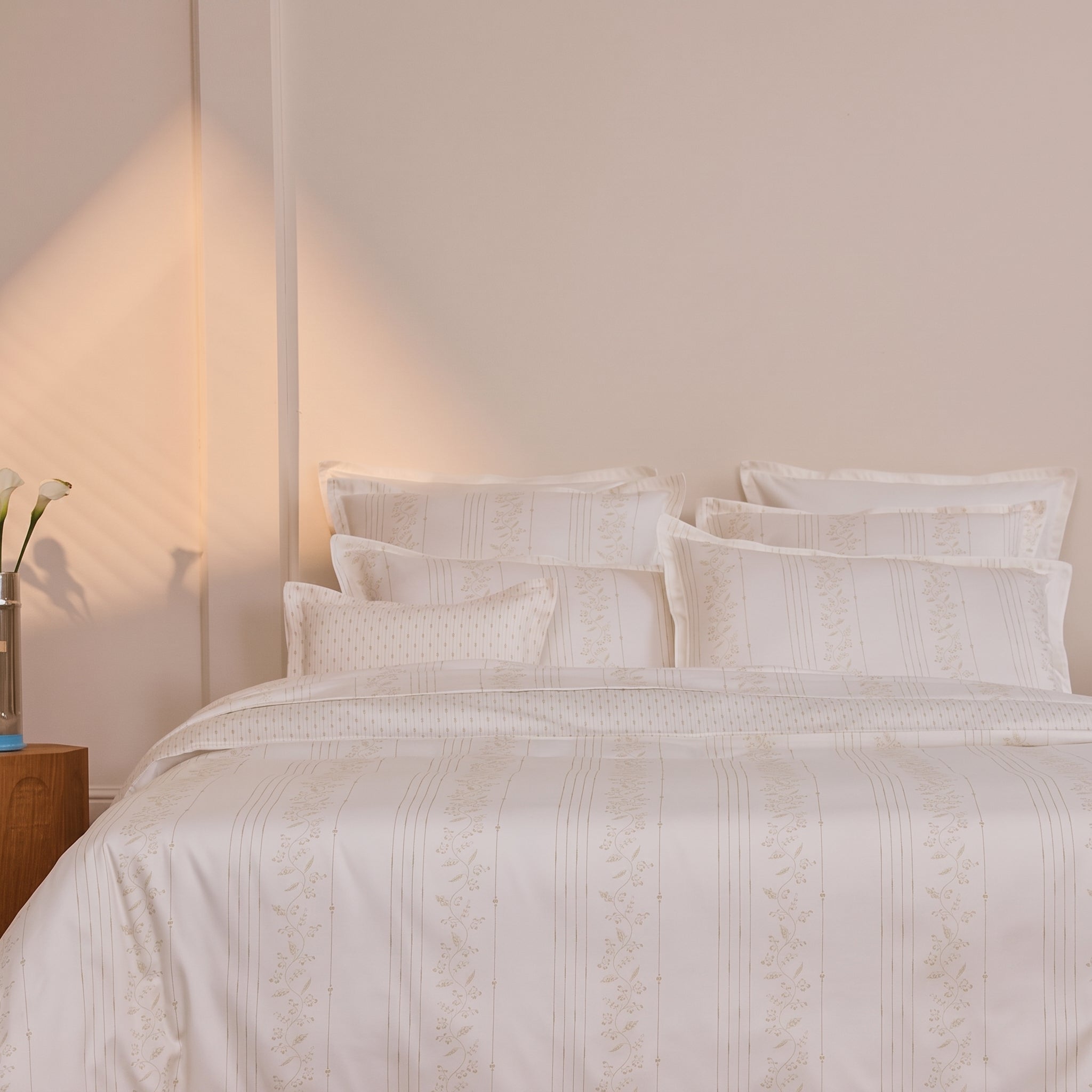 Galerie 4 Piece Bedding Set