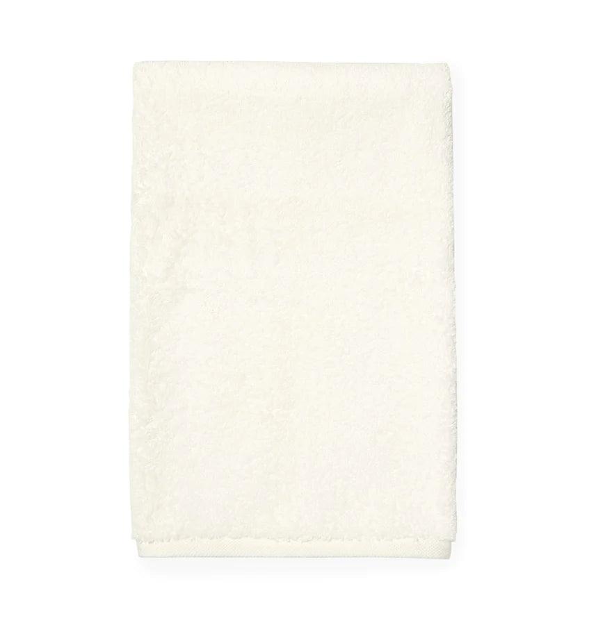 Sarma Towel - Elegant Linen