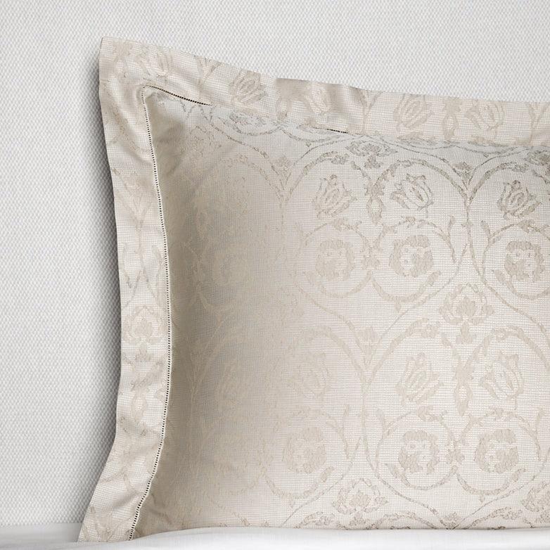 Amiata Collection - Elegant Linen