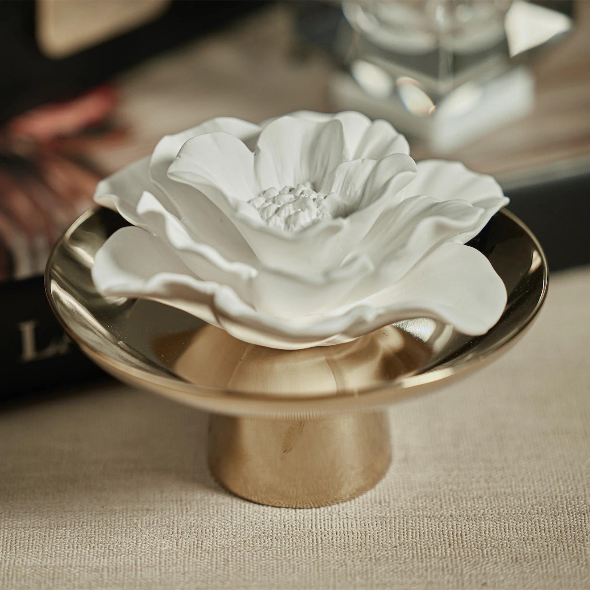 Apothecary Guild Inspire Porcelain Diffuser-Love - Elegant Linen