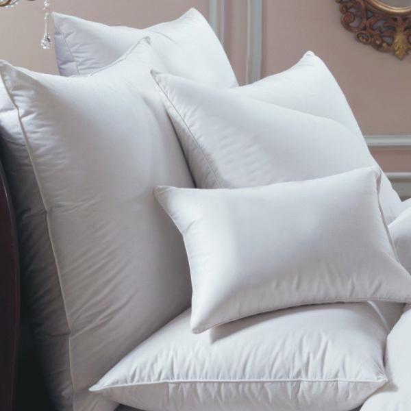 700 Fill Power European White Goose Down Sateen Pillow (Standard): White