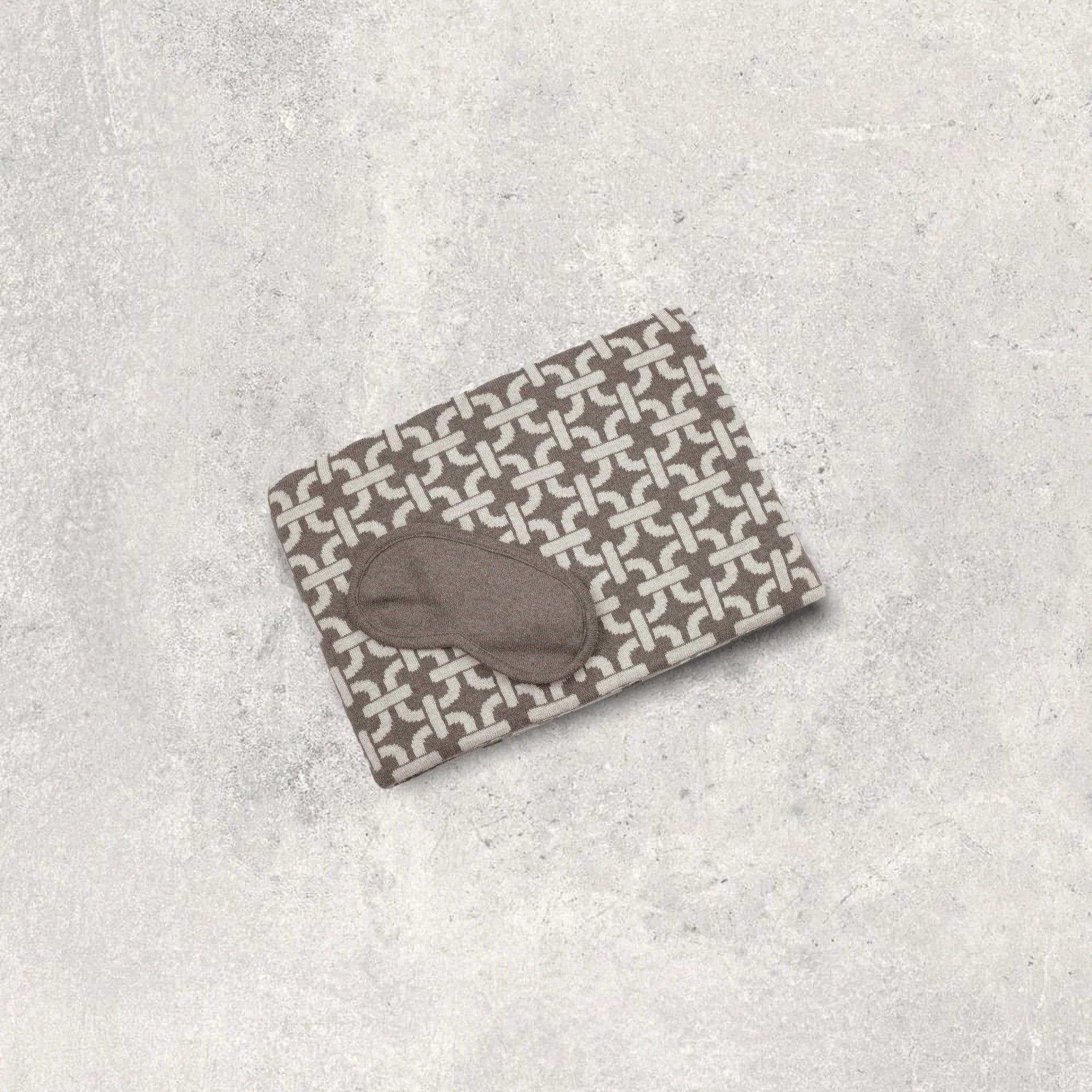 Chain Dark Brown/Linen Travel Set - Elegant Linen