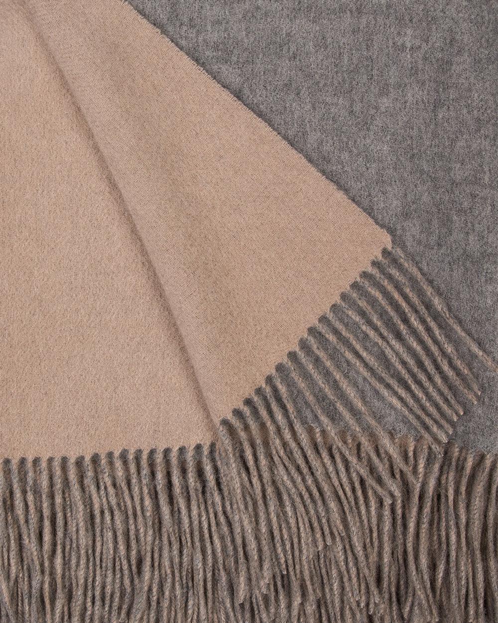 Double Face Classic Throw - Elegant Linen