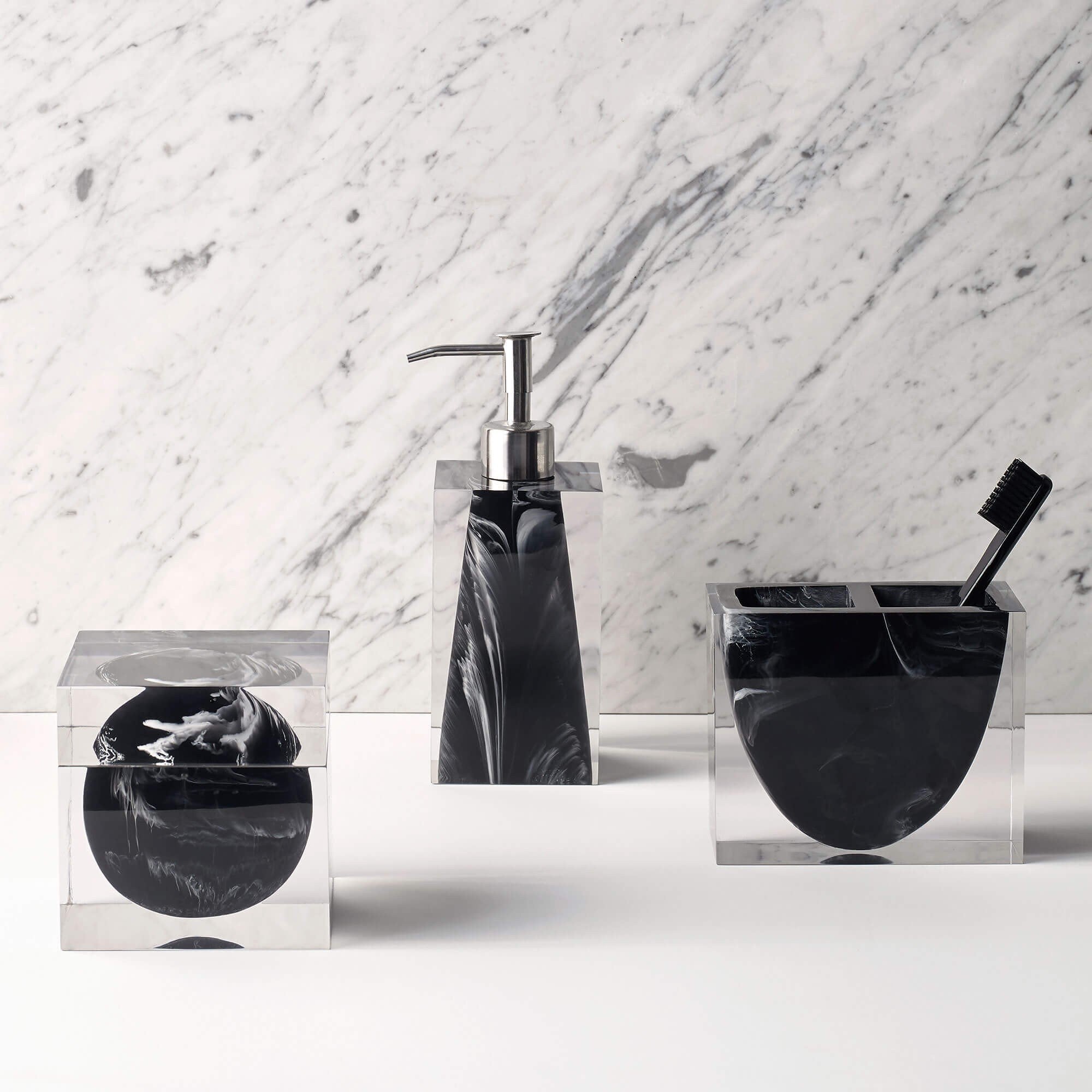 Ducale Accessories - Elegant Linen