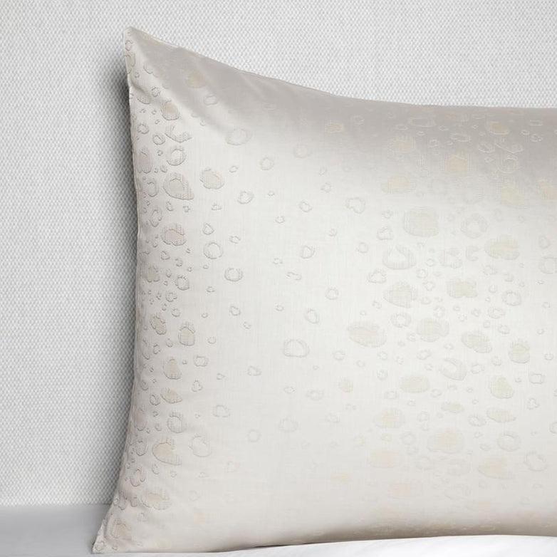 Felino Collection - Elegant Linen