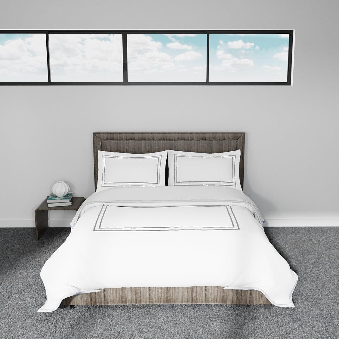 Grand Hotel - Elegant Linen