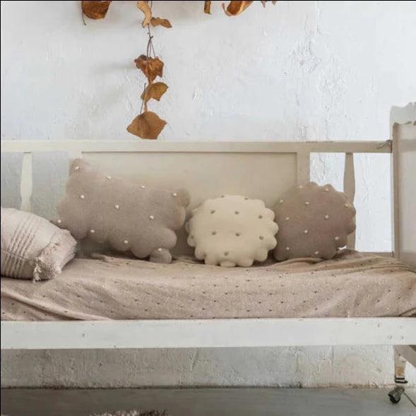 Knitted Cushion Round Biscuit - Elegant Linen