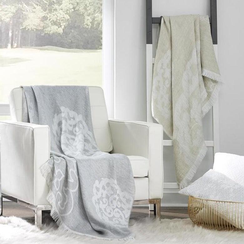 Lassia Throw - Elegant Linen