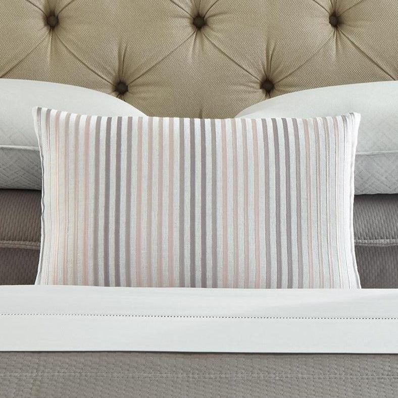 Lineare Decorative Pillow - Elegant Linen