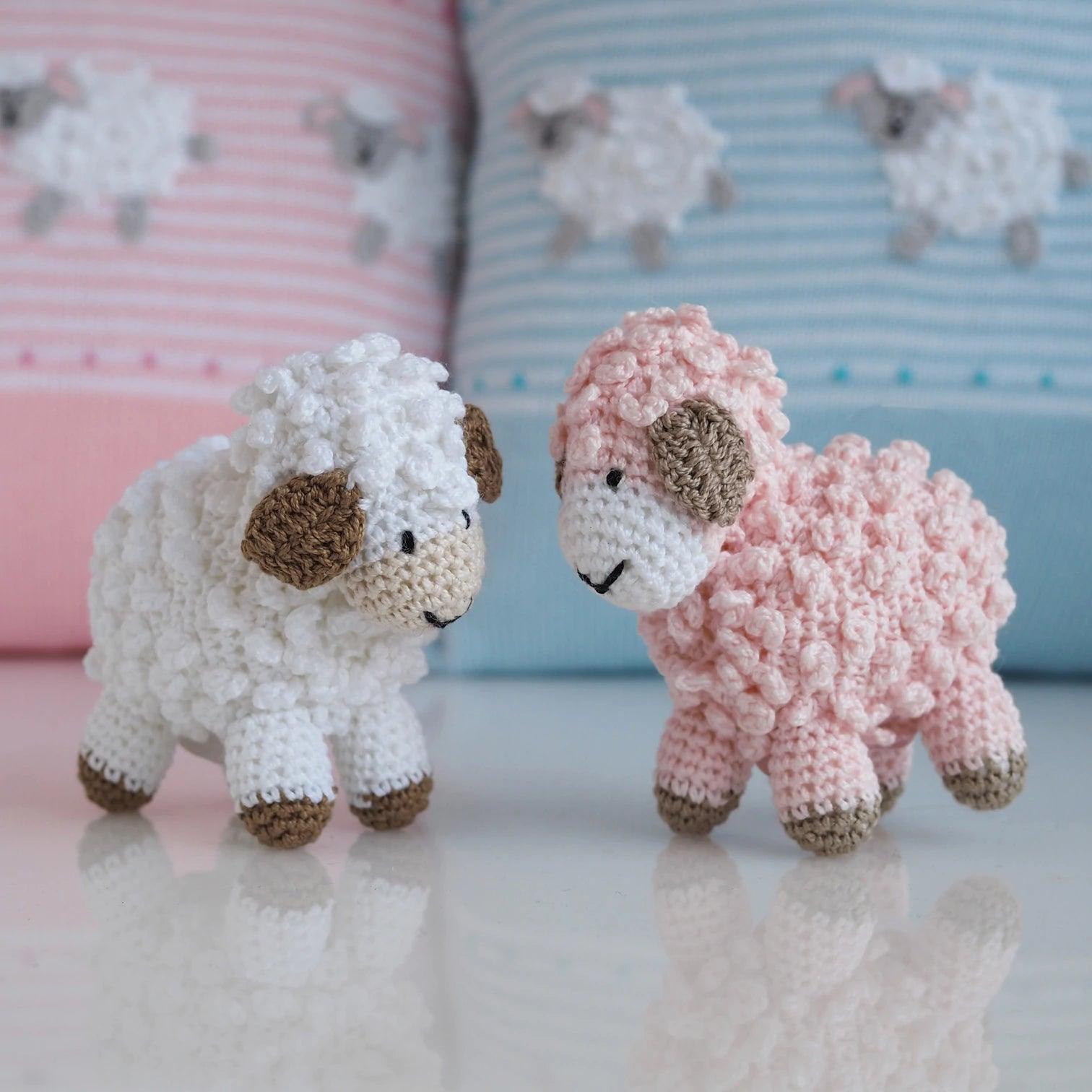 Little Crochet Lamb, Pink - Elegant Linen