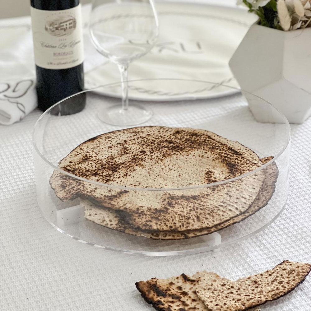Lucite Round Matzah Plate - Elegant Linen