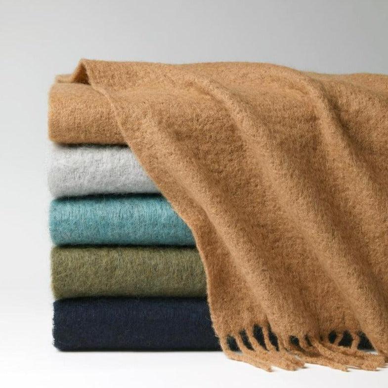 Motta Throw - Elegant Linen
