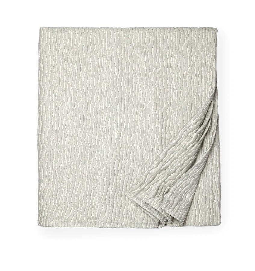 Ondate Collection - Elegant Linen