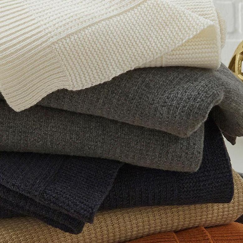 Pettra Throw - Elegant Linen